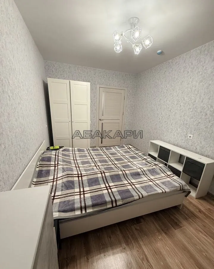 3-комнатная улица Дубровинского, 110В  за 48000 руб/мес фото 9