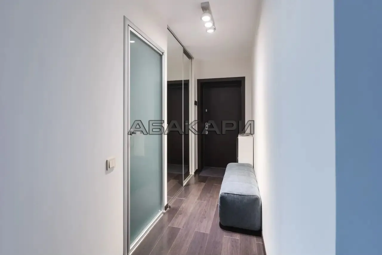 3-комнатная улица Ломоносова, 11А  за 190000 руб/мес фото 7