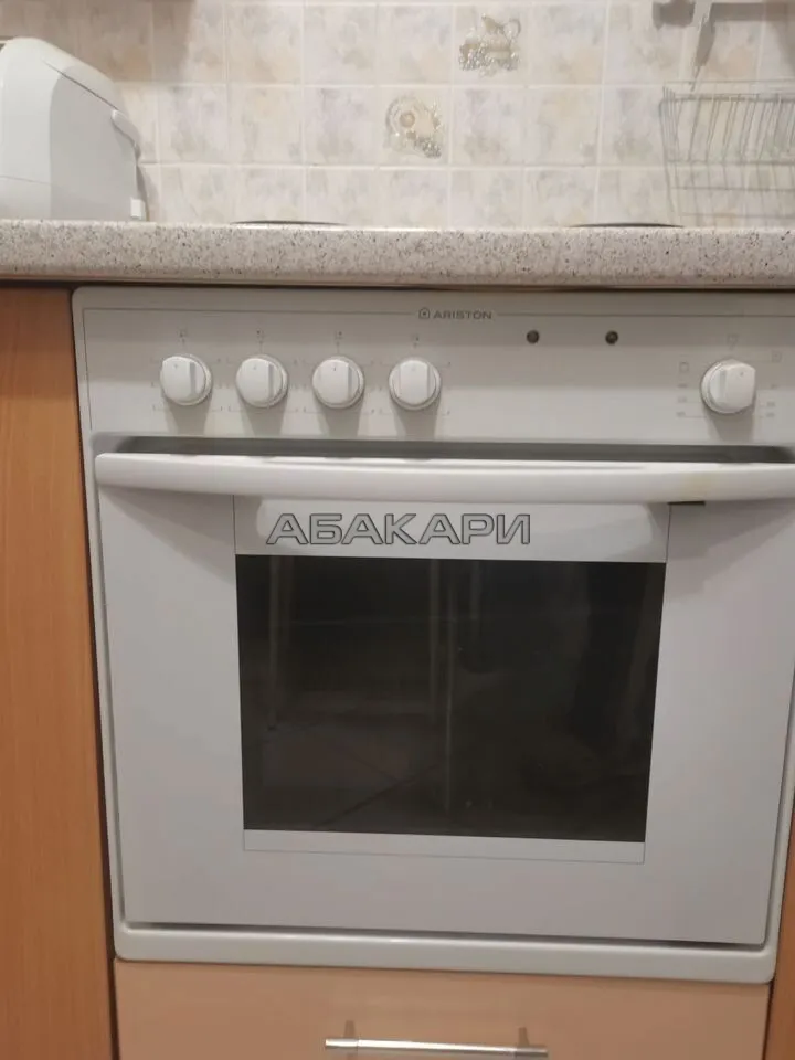 1-комнатная Свободный проспект, 10  за 35000 руб/мес фото 13