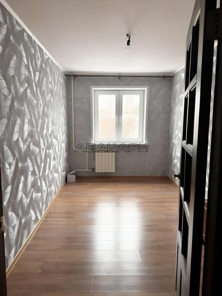 3-комнатная улица 60 лет Октября, 32  за 30000 руб/мес фото 7