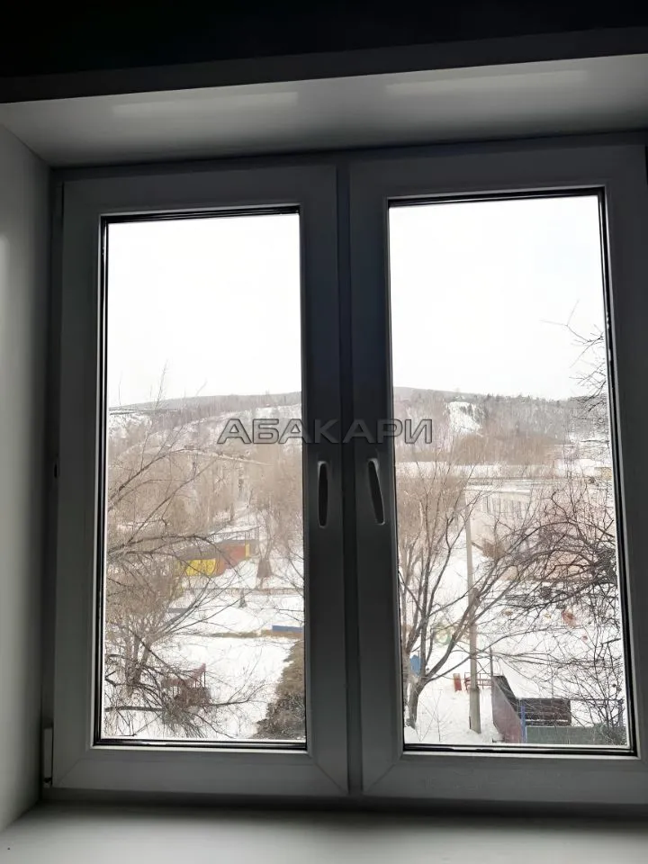 3-комнатная улица 60 лет Октября, 32  за 30000 руб/мес фото 8