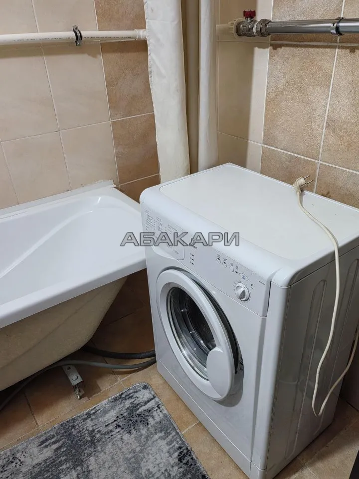 студия улица Авиаторов, 38  за 30000 руб/мес фото 10