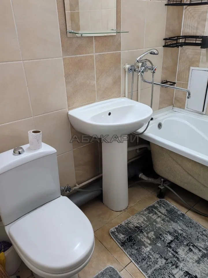 студия улица Авиаторов, 38  за 30000 руб/мес фото 11