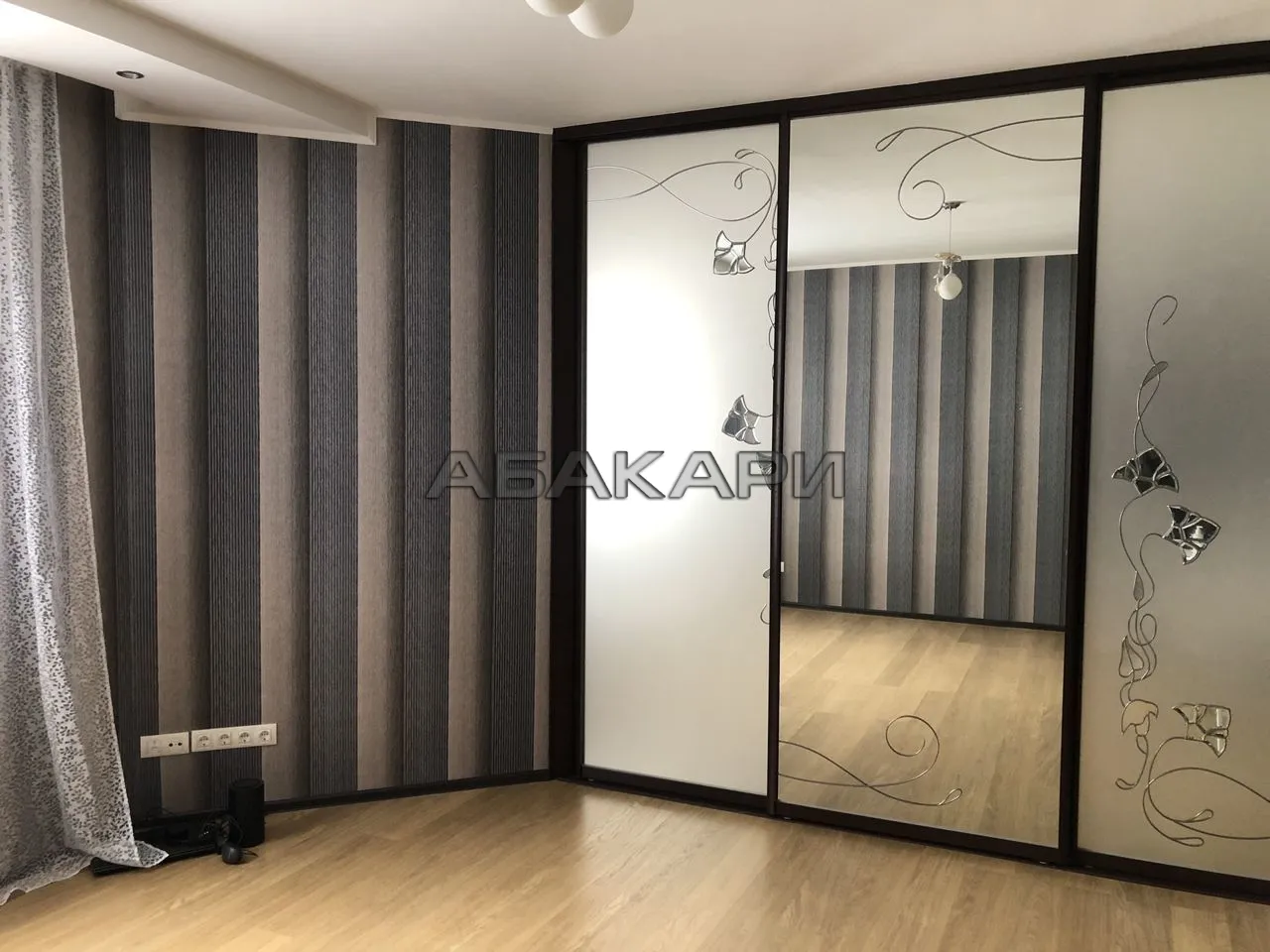 3-комнатная улица Молокова, 1к4  за 90000 руб/мес фото 9