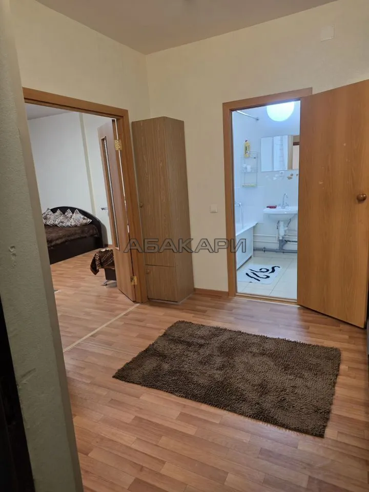 1-комнатная улица 78-й Добровольческой Бригады, 28 за 35000 руб/мес фото 3 1-комнатная улица 78-й Добровольческой Бригады, 28 за 35000 руб/мес фото 3