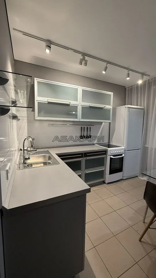 2-комнатная улица Молокова, 60  за 50000 руб/мес фото 14