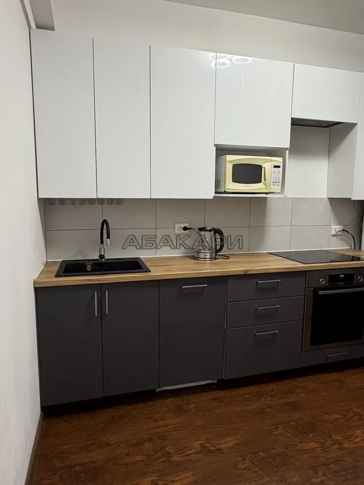 1-комнатная улица Александра Матросова, 36 за 33000 руб/мес фото 1 1-комнатная улица Александра Матросова, 36 за 33000 руб/мес фото 1