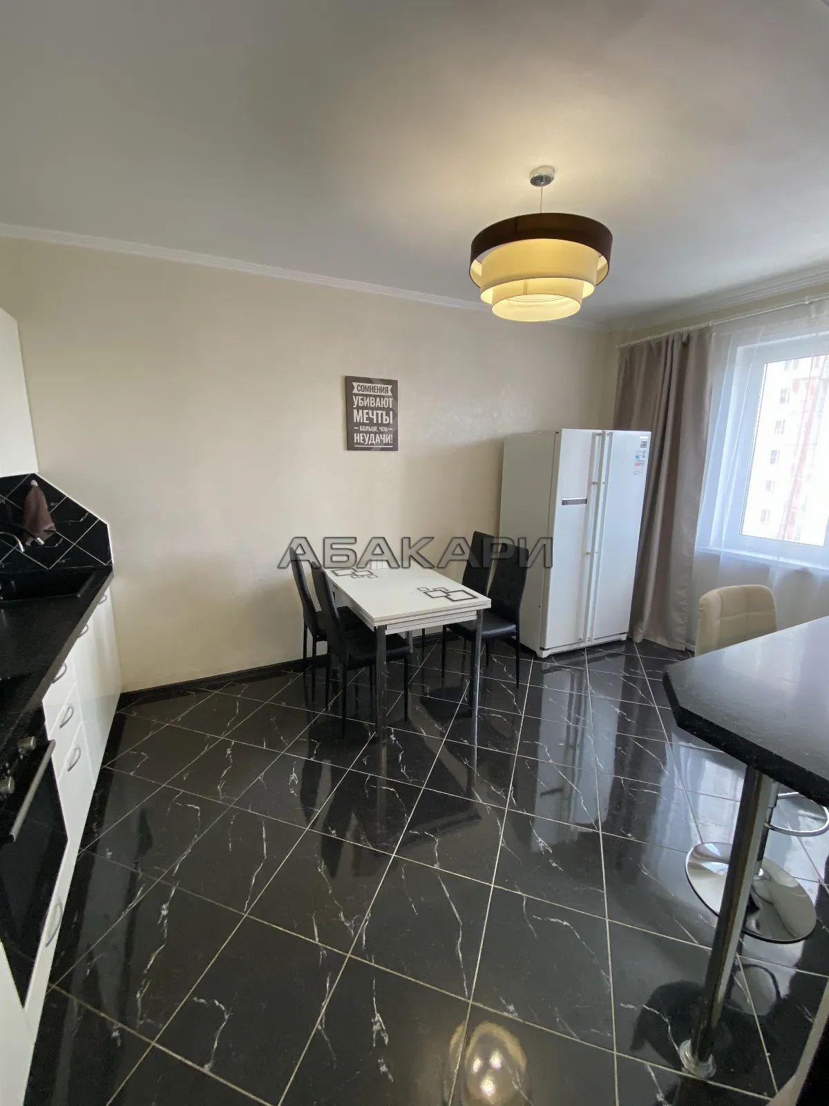 3-комнатная улица Республики, 37А  за 80000 руб/мес фото 2