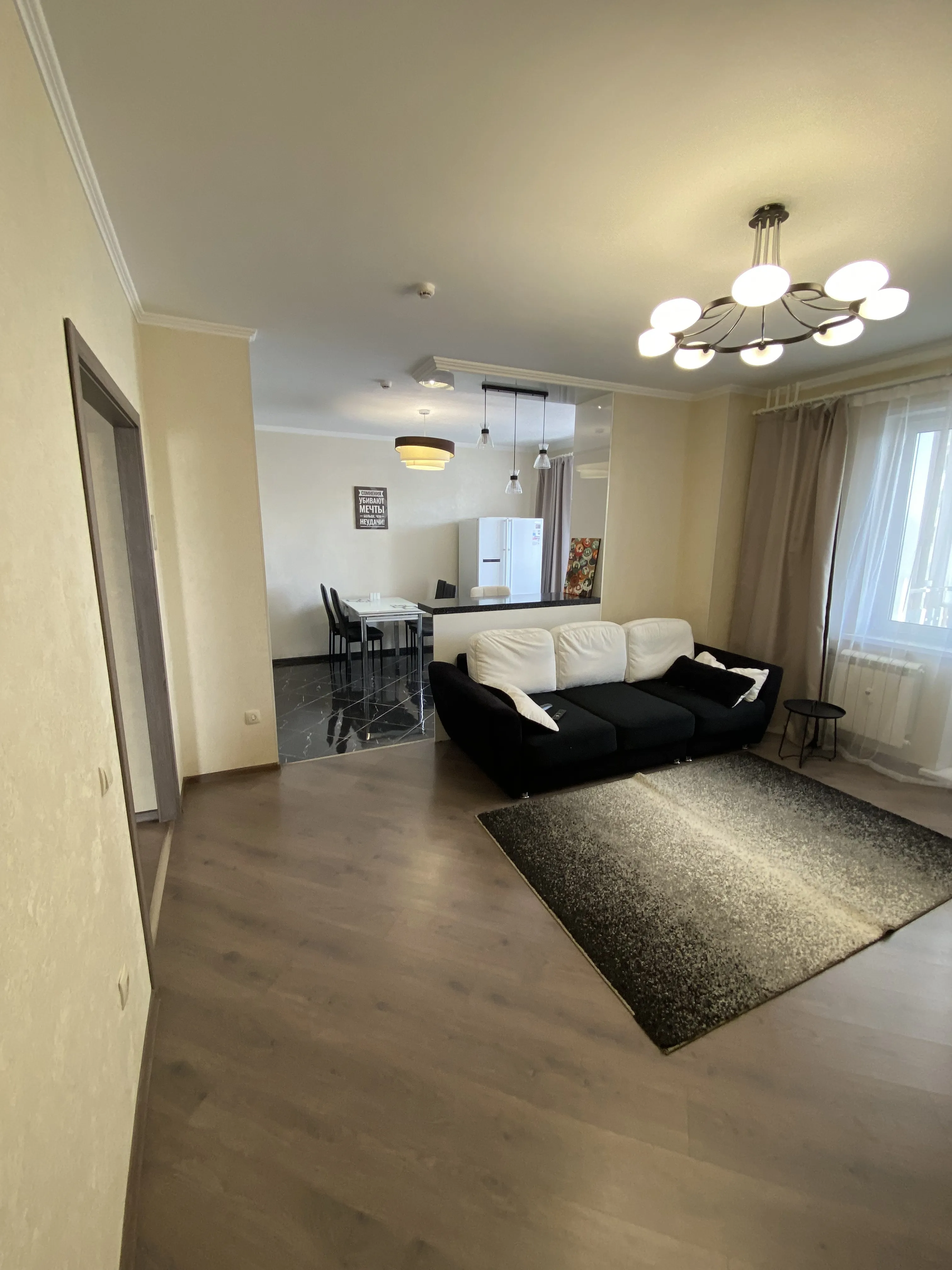 3-комнатная улица Республики, 37А  за 80000 руб/мес фото 8