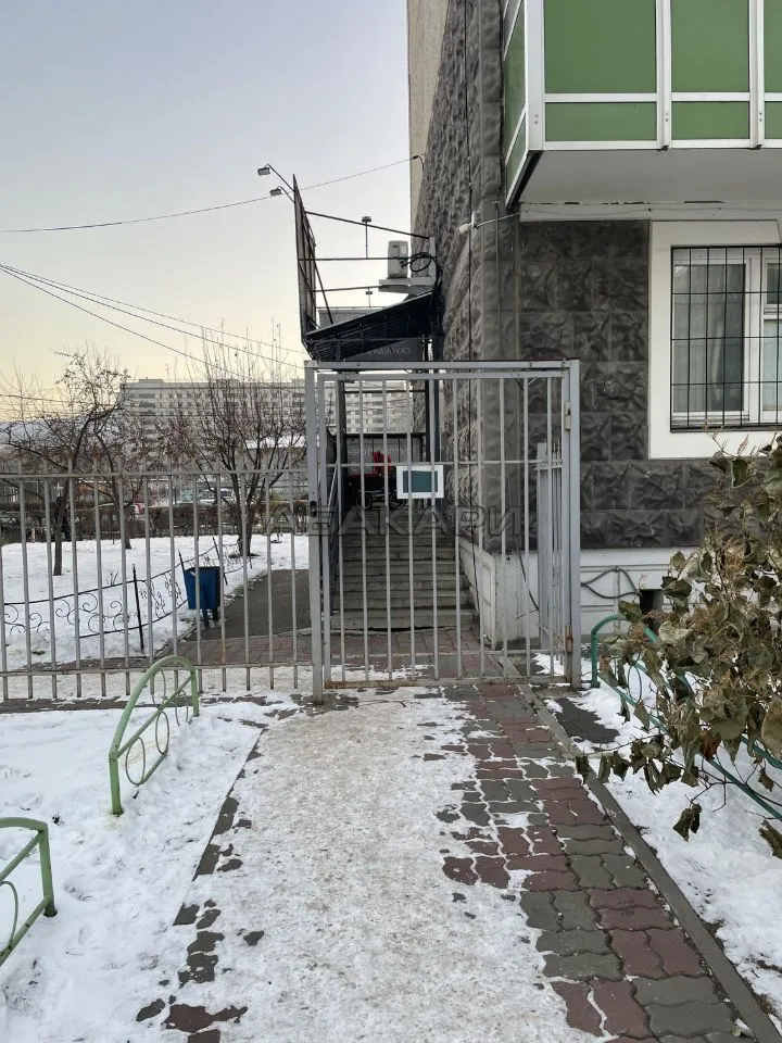 1-комнатная Судостроительная улица, 161  за 29000 руб/мес фото 19