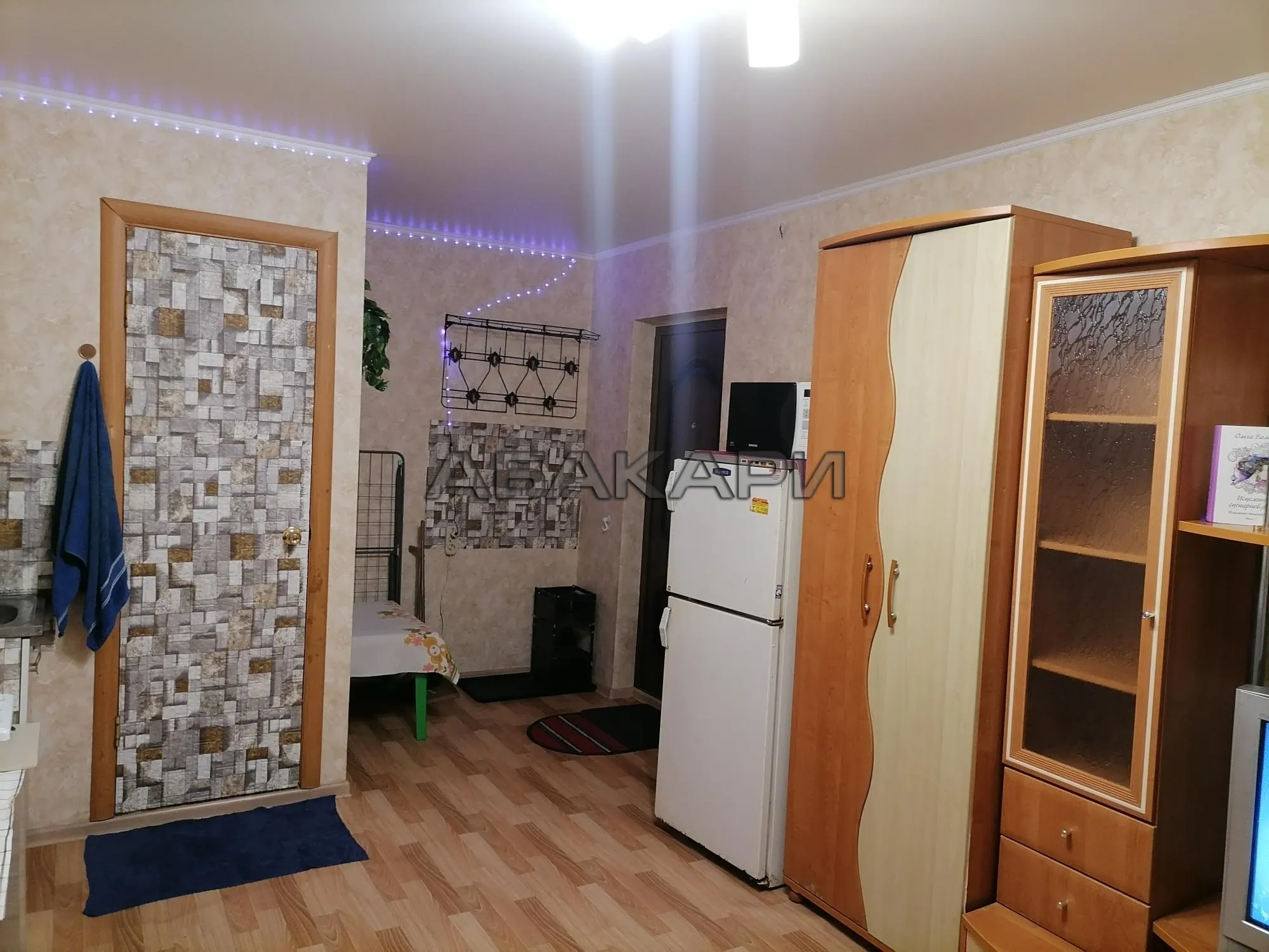 студия улица 60 лет Октября, 145  за 15000 руб/мес фото 2