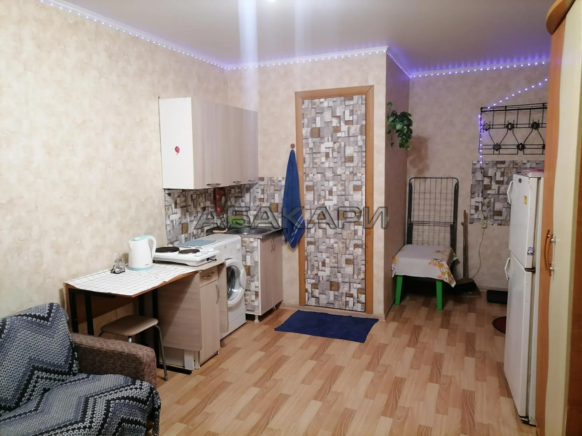 студия улица 60 лет Октября, 145  за 15000 руб/мес фото 3