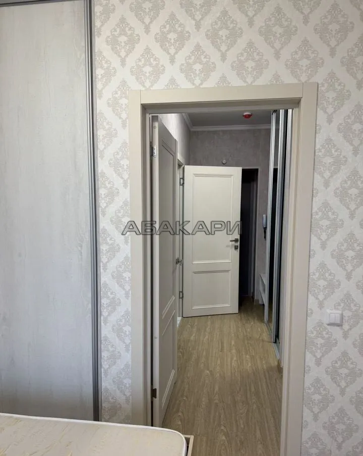 2-комнатная улица Авиаторов, 24 за 45000 руб/мес фото 4 2-комнатная улица Авиаторов, 24 за 45000 руб/мес фото 4