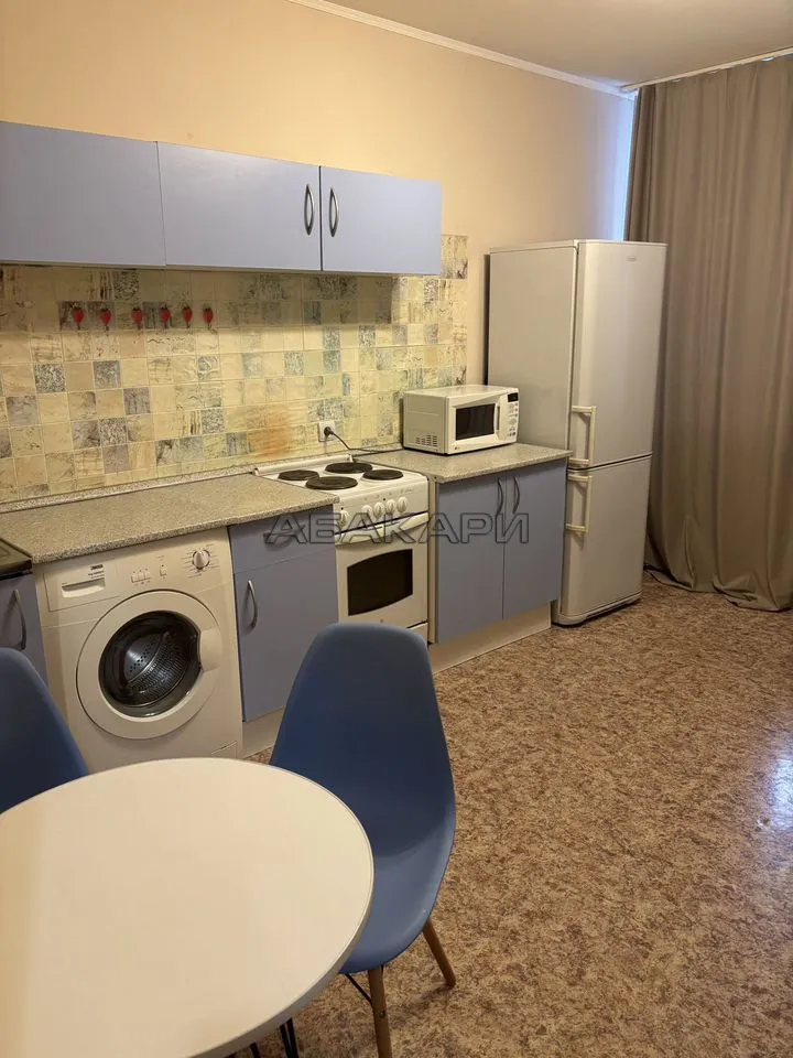 студия улица Карамзина, 18  за 23000 руб/мес фото 1