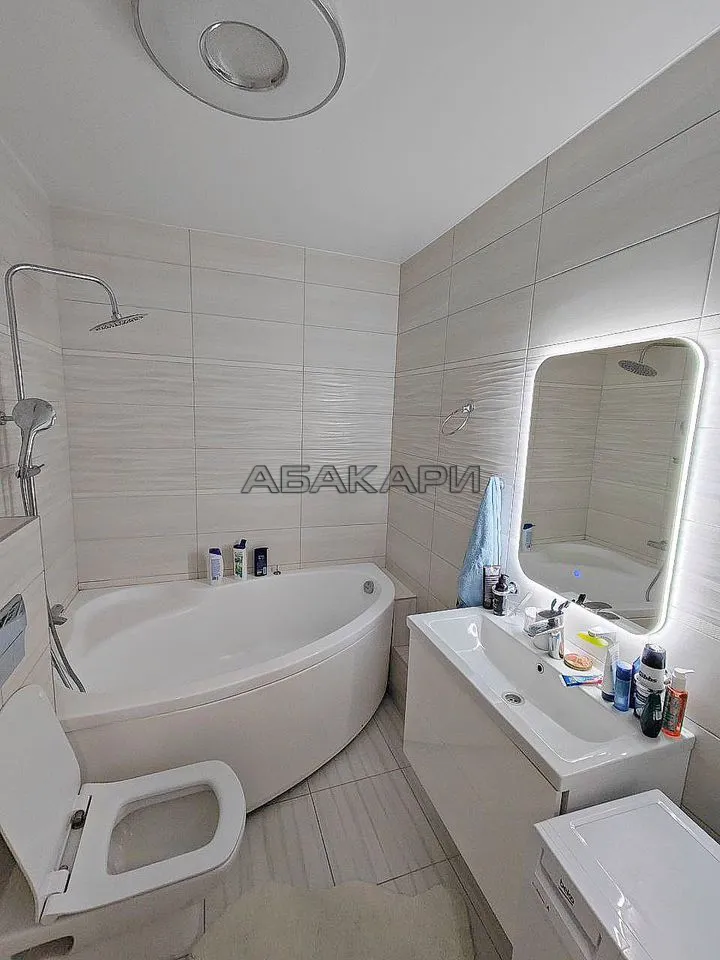 1-комнатная улица Петра Ломако, 12  за 40000 руб/мес фото 14