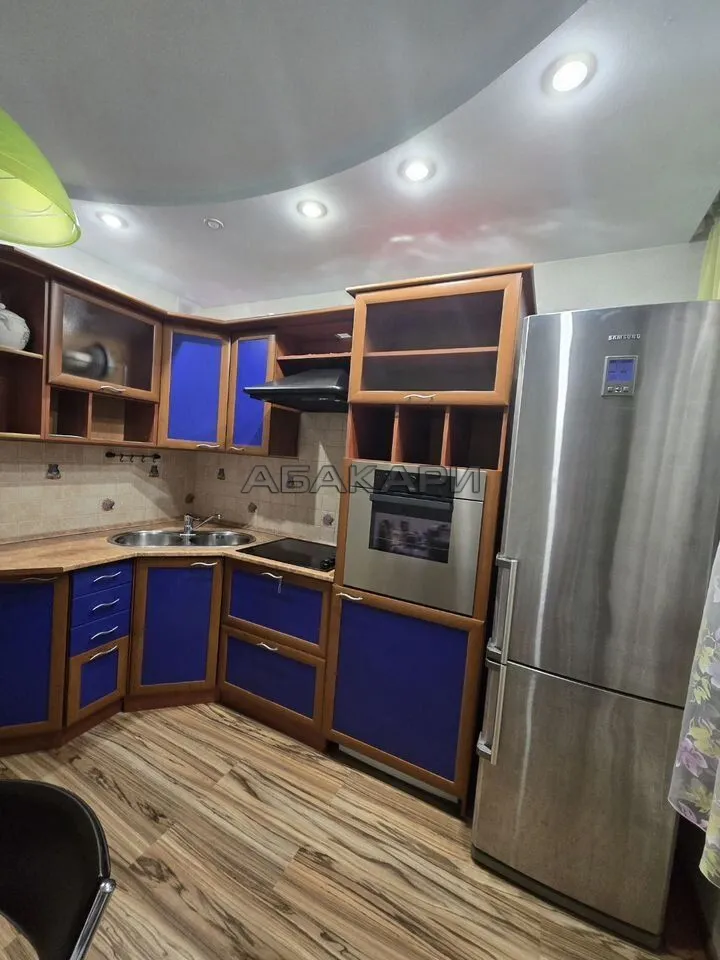 3-комнатная проспект Металлургов, 36  за 45000 руб/мес фото 1