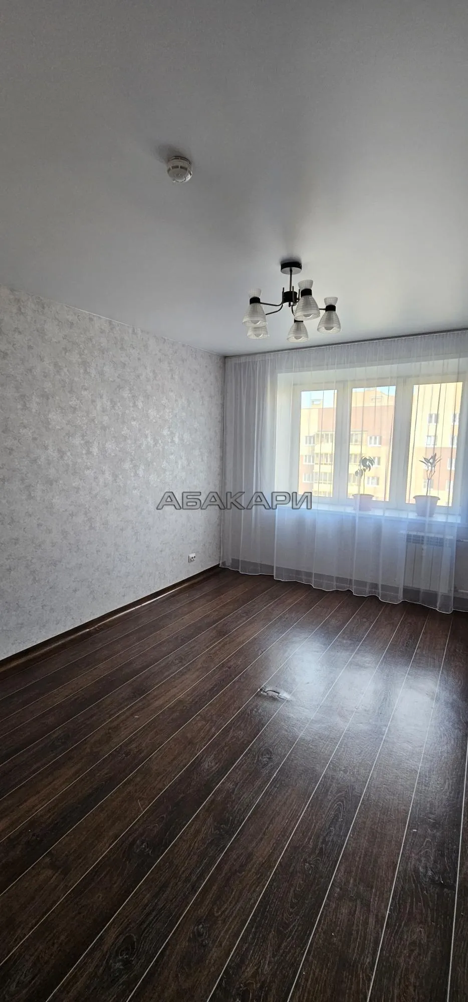 1-комнатная Апрельская улица, 1  за 28000 руб/мес фото 3