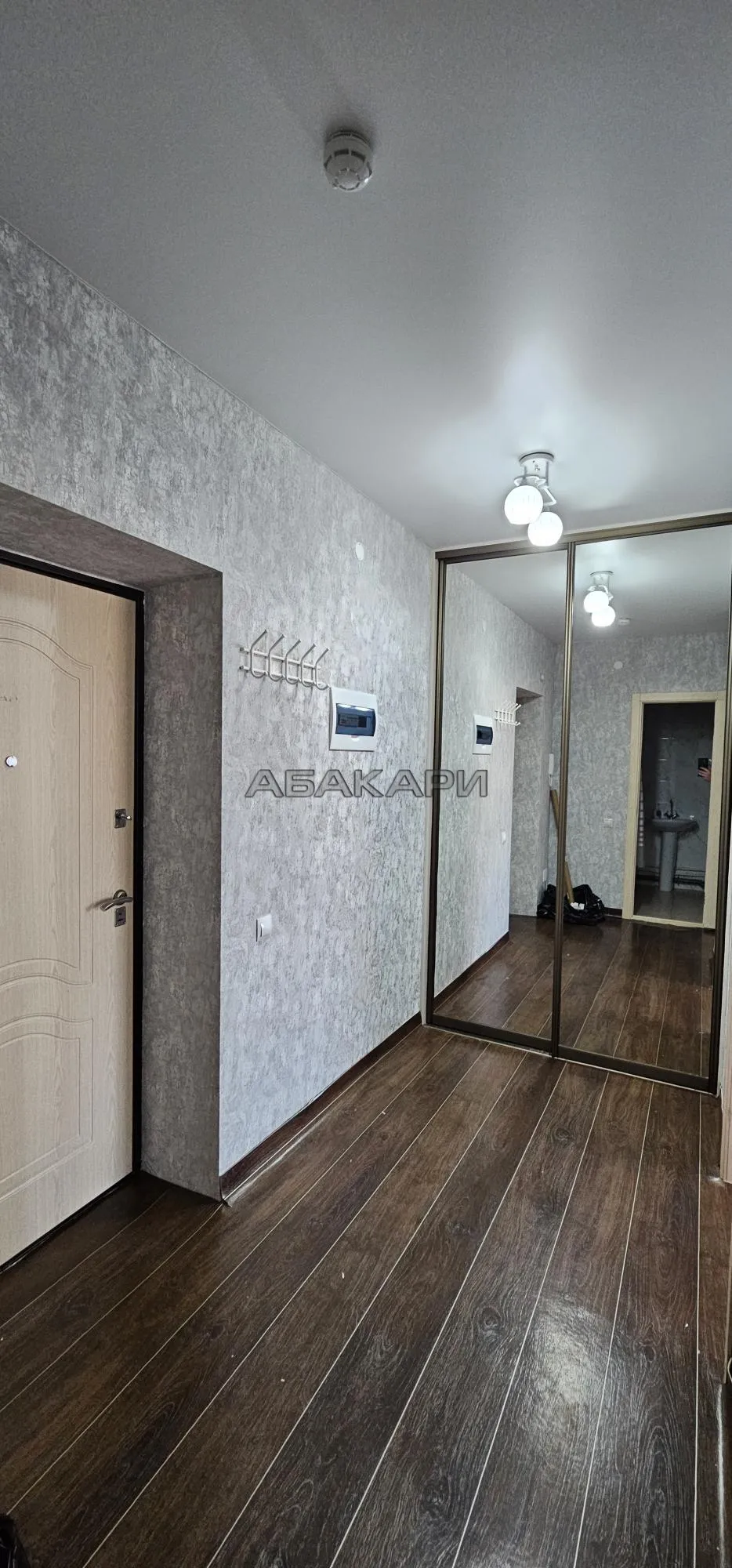 1-комнатная Апрельская улица, 1  за 28000 руб/мес фото 9