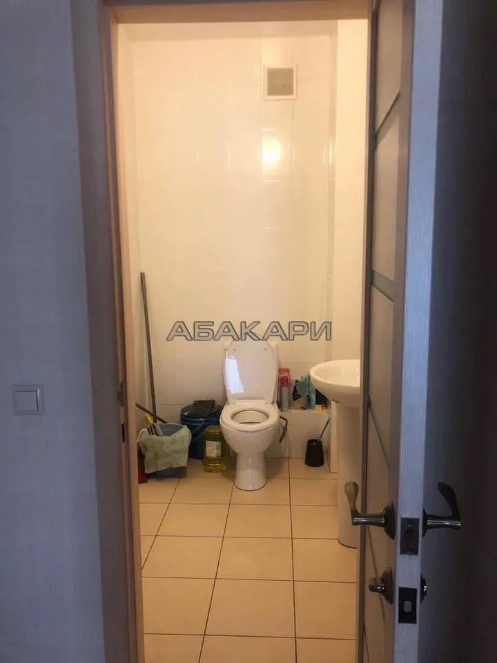 4-комнатная улица Кирова, 43  за 50000 руб/мес фото 9