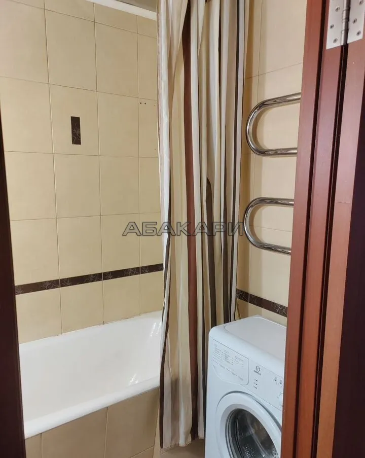 4-комнатная Свободный проспект, 75Б за 45000 руб/мес фото 8 4-комнатная Свободный проспект, 75Б за 45000 руб/мес фото 8