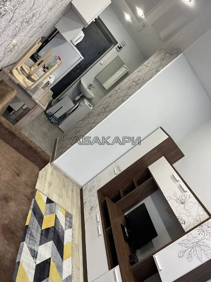 студия улица 60 лет Октября, 110  за 16000 руб/мес фото 1