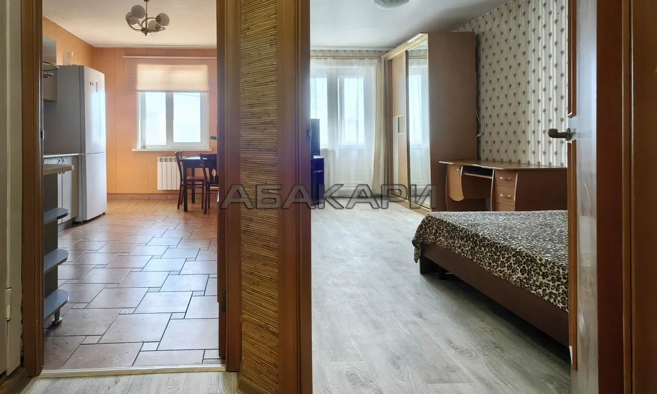 1-комнатная проспект 60 лет Образования СССР, 43к3  за 27000 руб/мес фото 2