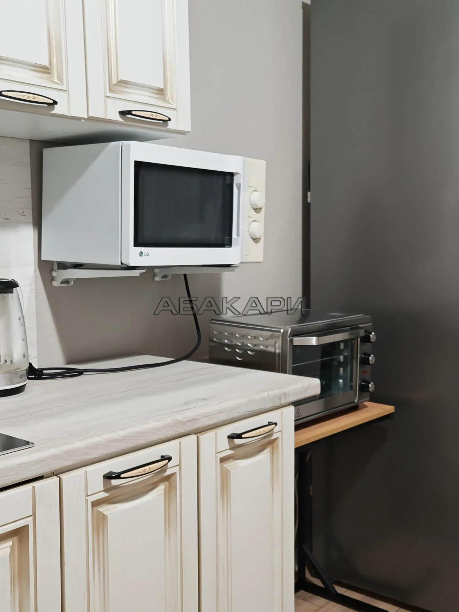 1-комнатная Судостроительная улица, 27Д  за 35000 руб/мес фото 5