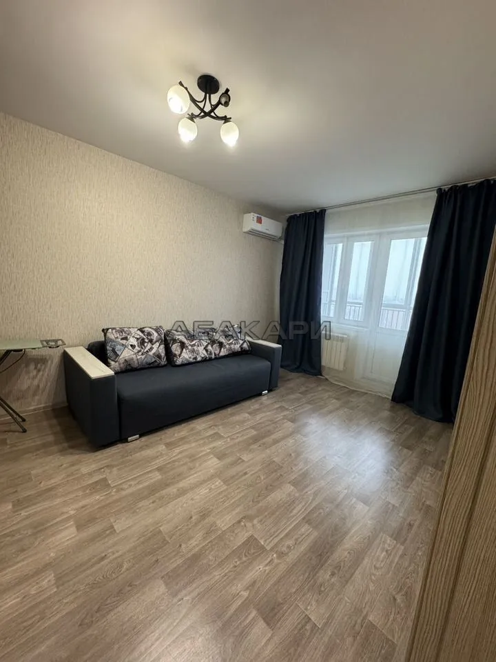 1-комнатная улица Александра Матросова, 40  за 30000 руб/мес фото 1