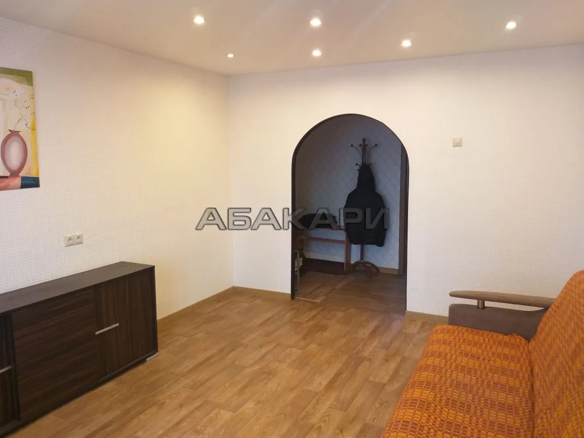 3-комнатная улица Кутузова, 91А  за 40000 руб/мес фото 5