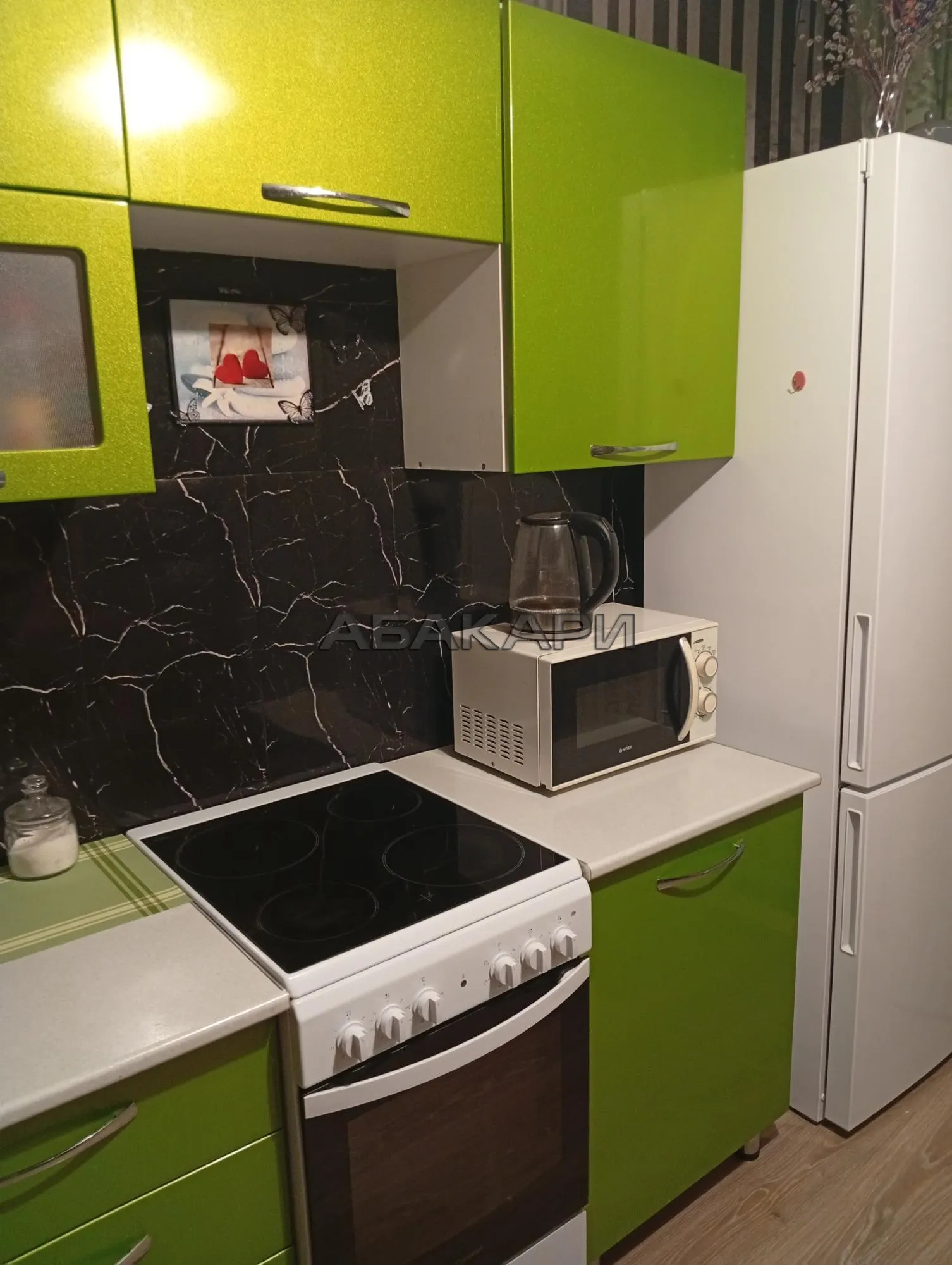 1-комнатная Лиственная улица, 23  за 23000 руб/мес фото 2