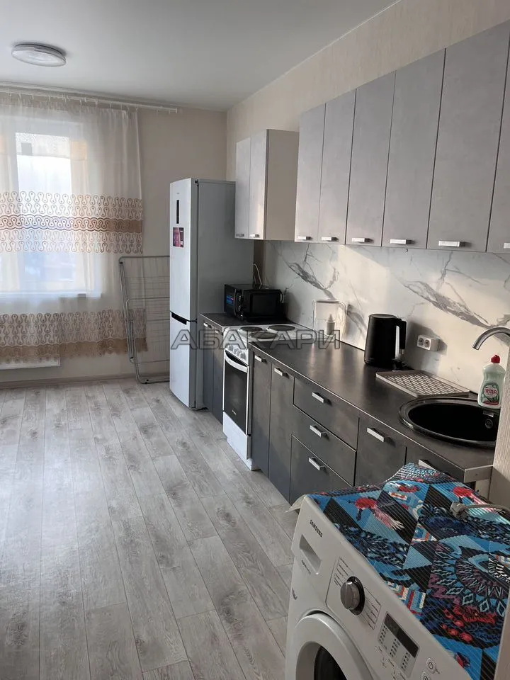 1-комнатная улица Петра Подзолкова, 20 за 31000 руб/мес фото 2 1-комнатная улица Петра Подзолкова, 20 за 31000 руб/мес фото 2