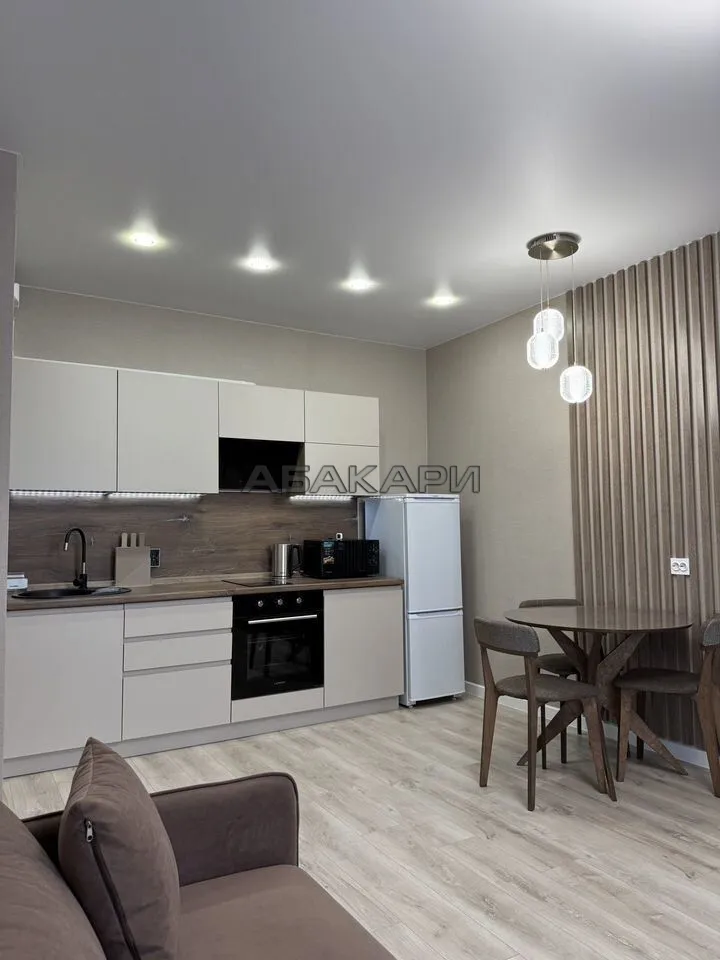 2-комнатная улица Авиаторов, 43  за 50000 руб/мес фото 1