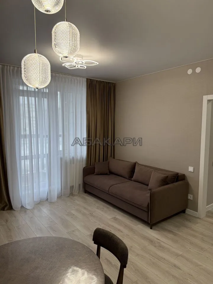 2-комнатная улица Авиаторов, 43  за 50000 руб/мес фото 2