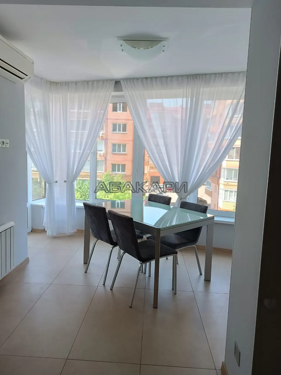 3-комнатная улица Авиаторов, 25  за 58000 руб/мес фото 4