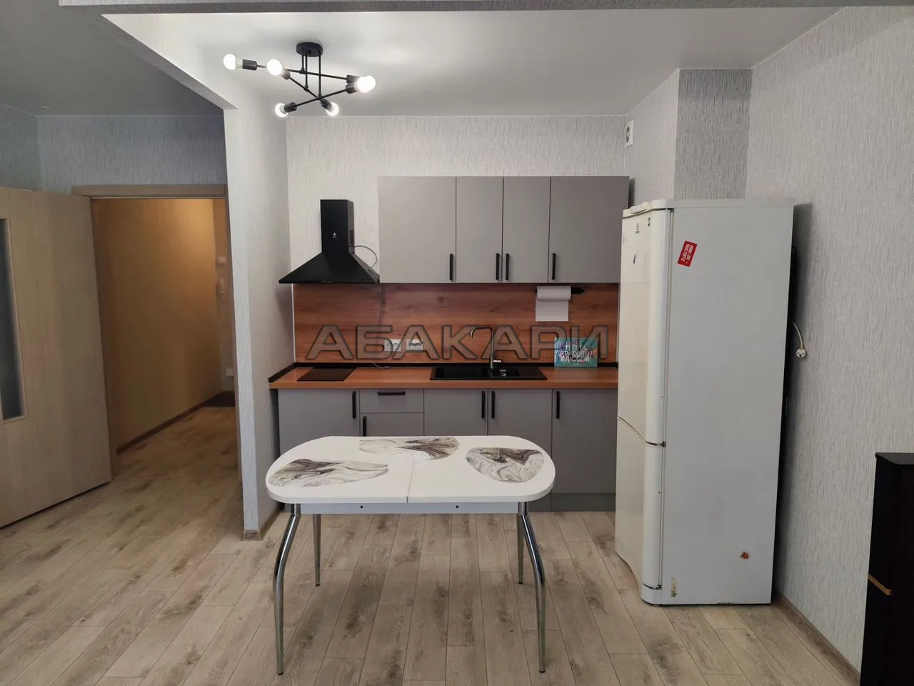 студия улица Калинина, 112  за 25000 руб/мес фото 1