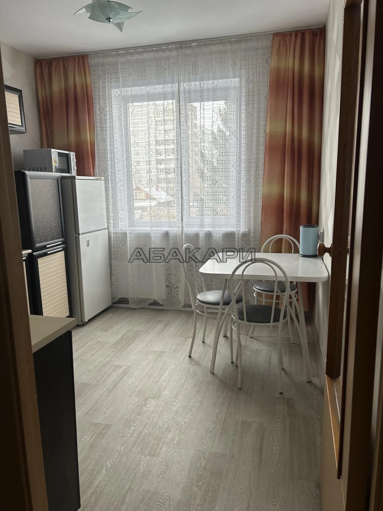 1-комнатная улица Кравченко, 2  за 30000 руб/мес фото 3