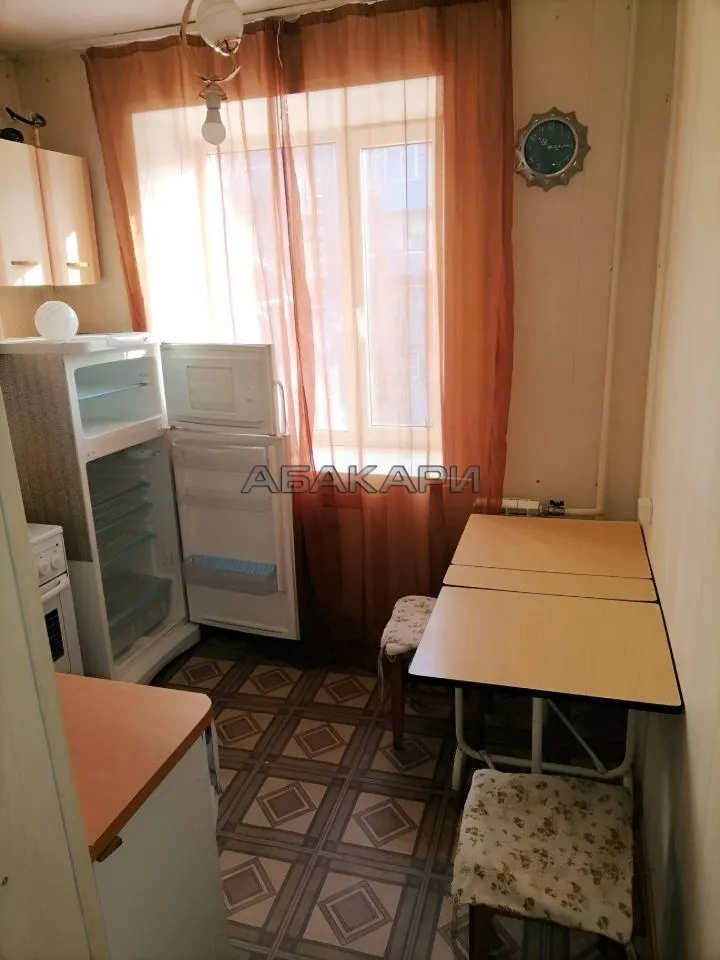 2-комнатная улица Урицкого, 41  за 30000 руб/мес фото 9