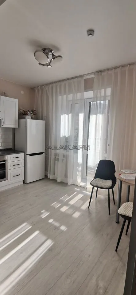 1-комнатная Регатная улица, 4  за 37000 руб/мес фото 3