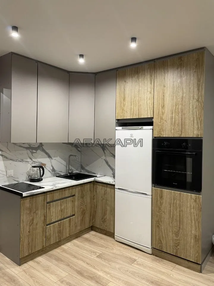 студия Свердловская улица, 15В  за 30000 руб/мес фото 1