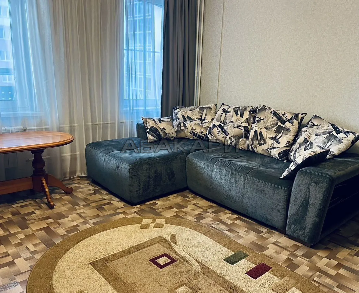 1-комнатная улица Республики, 33А  за 35000 руб/мес фото 2