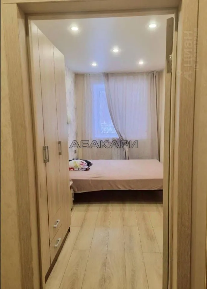 3-комнатная улица Урицкого, 108  за 45000 руб/мес фото 10