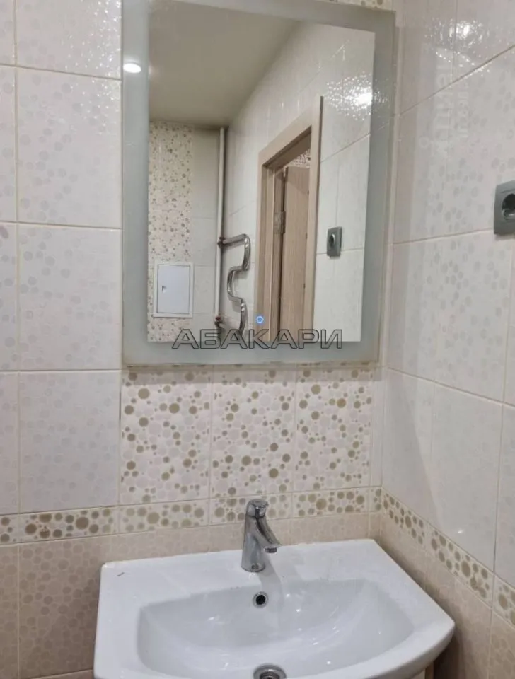 3-комнатная улица Урицкого, 108  за 45000 руб/мес фото 12