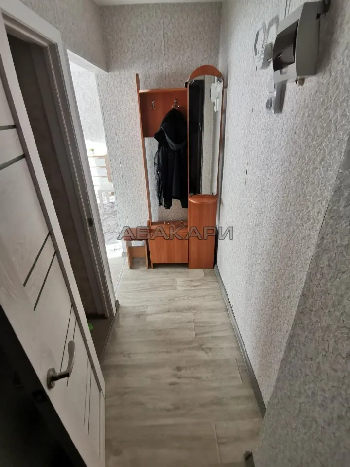 2-комнатная проспект имени Газеты Красноярский Рабочий, 61А  за 30000 руб/мес фото 11