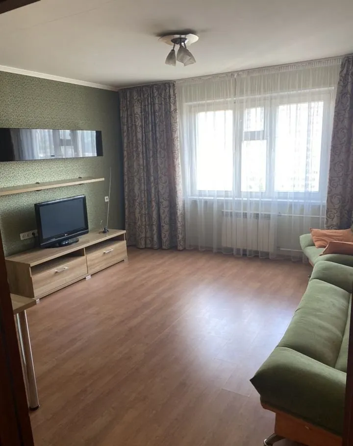 2-комнатная улица Академика Киренского, 65  за 38000 руб/мес фото 1