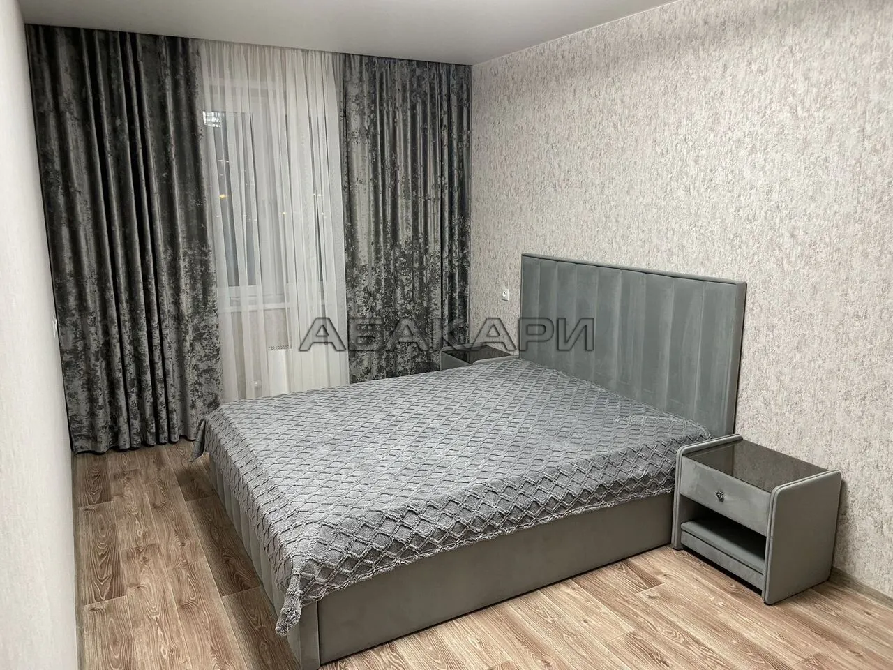 2-комнатная улица Дубровинского, 110Г  за 50000 руб/мес фото 1