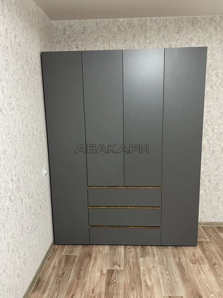 2-комнатная улица Дубровинского, 110Г  за 50000 руб/мес фото 2