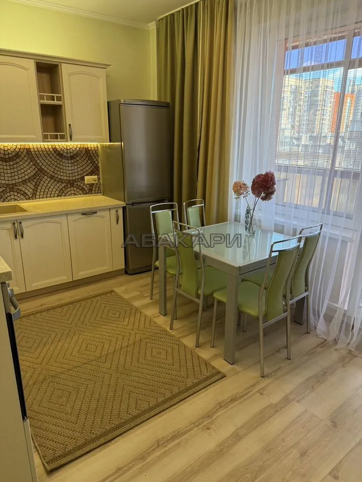 1-комнатная Навигационная улица, 4  за 45000 руб/мес фото 1