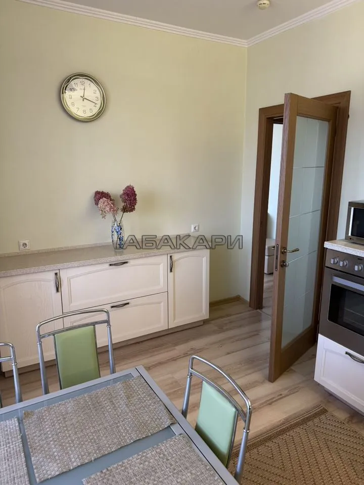 1-комнатная Навигационная улица, 4  за 45000 руб/мес фото 3