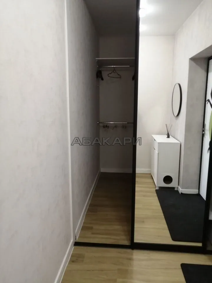 1-комнатная улица Петра Ломако, 16  за 40000 руб/мес фото 13