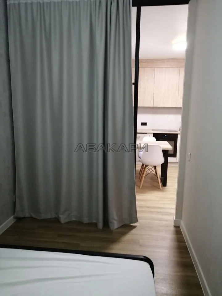 1-комнатная улица Петра Ломако, 16  за 40000 руб/мес фото 28